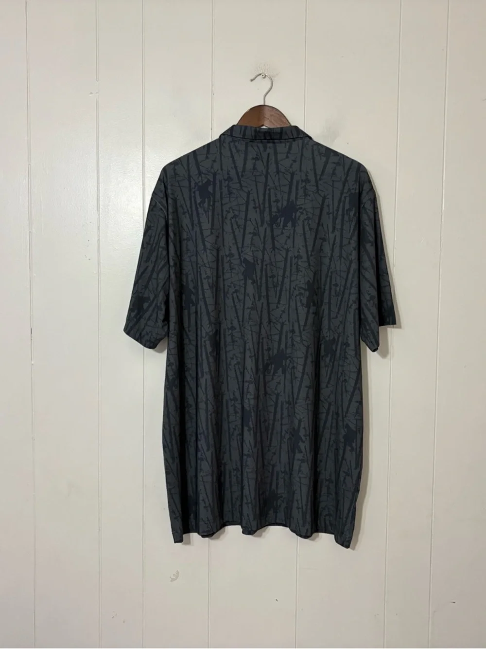 Waggle Golf Polo Mens 3XL Gray Sasquatch Print Performance Shirt NWT Stretch - Picture 9 of 11